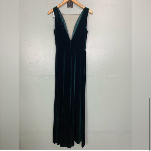Jenny Yoo Woman’s Forrest Green Velvet Logan Mesh V Neck Maxi Formal Gown Dress - Picture 5 of 13